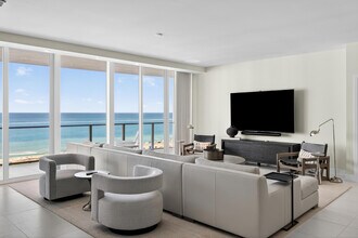 Building Photo - 3100 N Ocean Dr Building Photo - 3100 N Ocean Dr