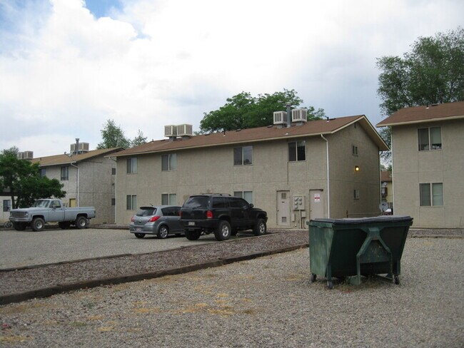 Building Photo - 1625 White Ave
