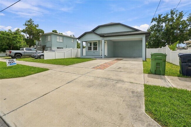 Foto del edificio - 2736 W Spruce St