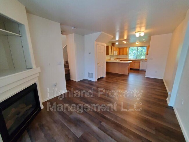 Foto del edificio - 324 NE Whitman St