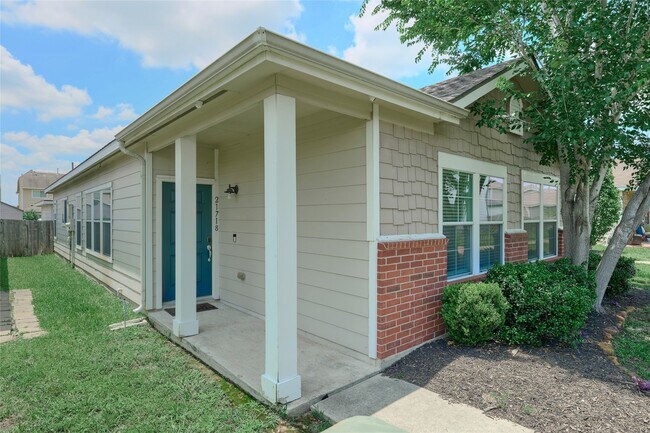Building Photo - 21718 Grassy Hill Ln