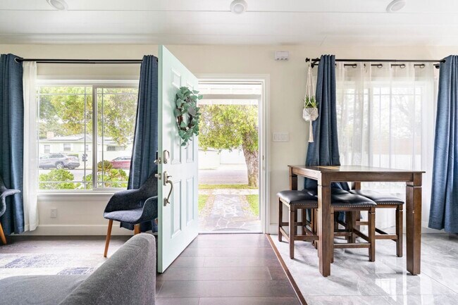 Foto del edificio - 5427 Rose Ave