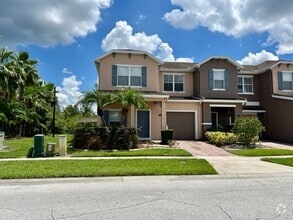 Building Photo - 16404 Cedar Crest Dr