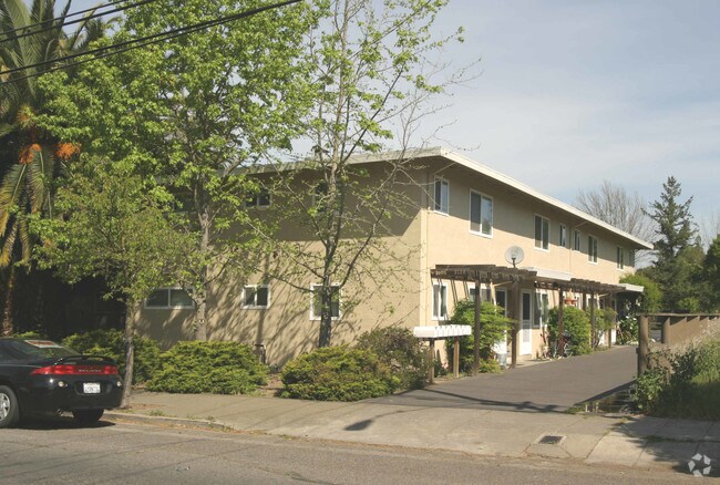 Foto del edificio - 2106 1st St