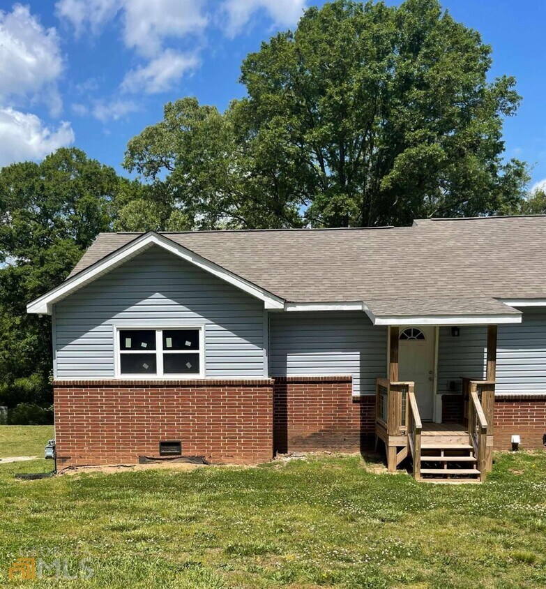 Primary Photo - 6252 West Ave