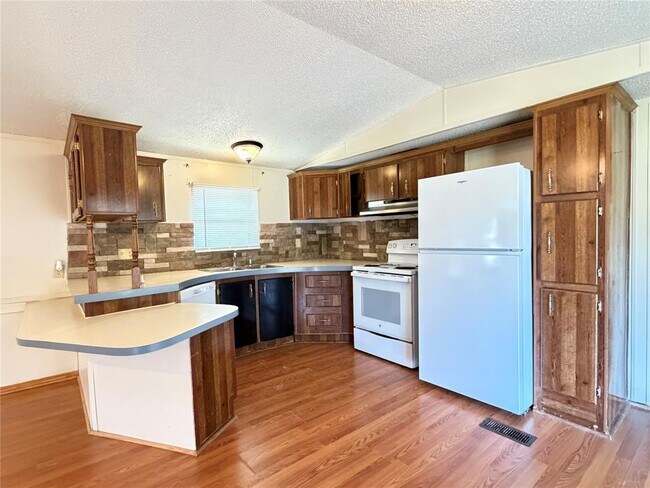 Foto del edificio - 382 Co Rd 4450