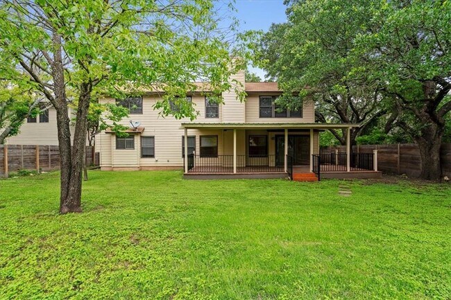 Foto del edificio - 8905 Bridgewood Trail