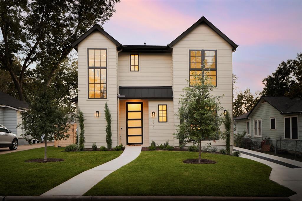Foto principal - 603 E 47th St