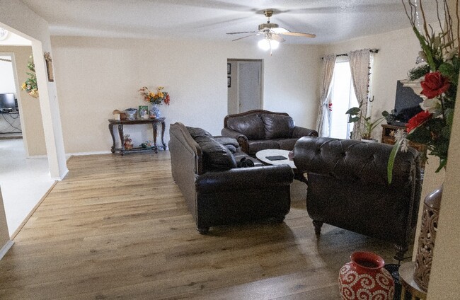 Foto del edificio - 2601 Mason Dr