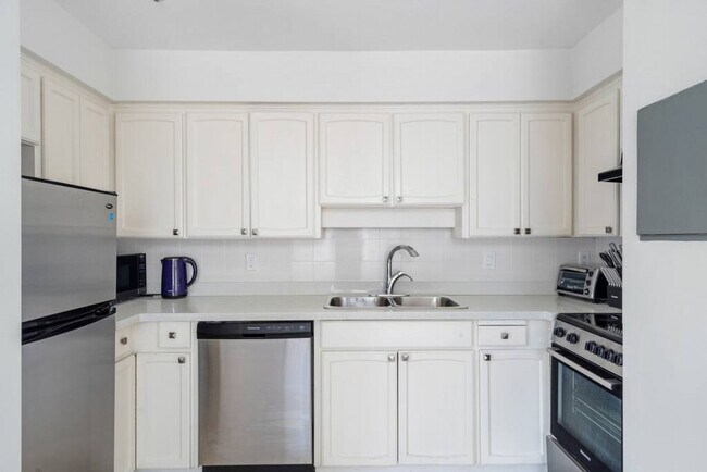 Photo du bâtiment - 1126 W 11th Ave