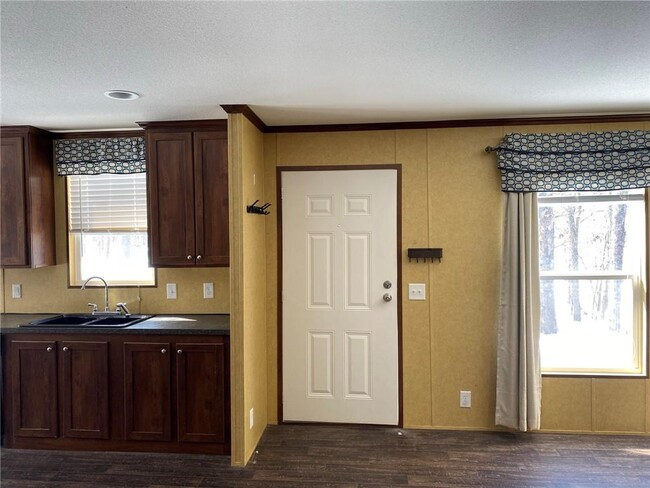 Building Photo - 21492 Cavern Dr