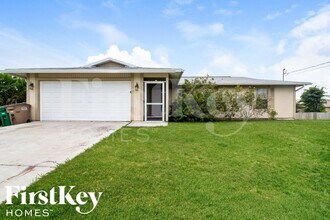 Building Photo - 222 NW 28th Ct