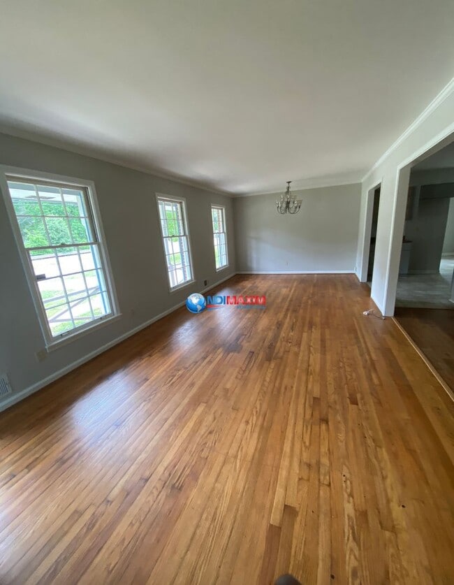 Building Photo - Nice 3-bedroom ranch in Stone Mountain