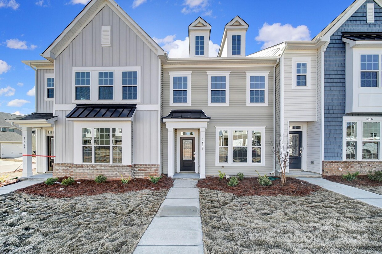Foto principal - 12833 Canton Side Ave