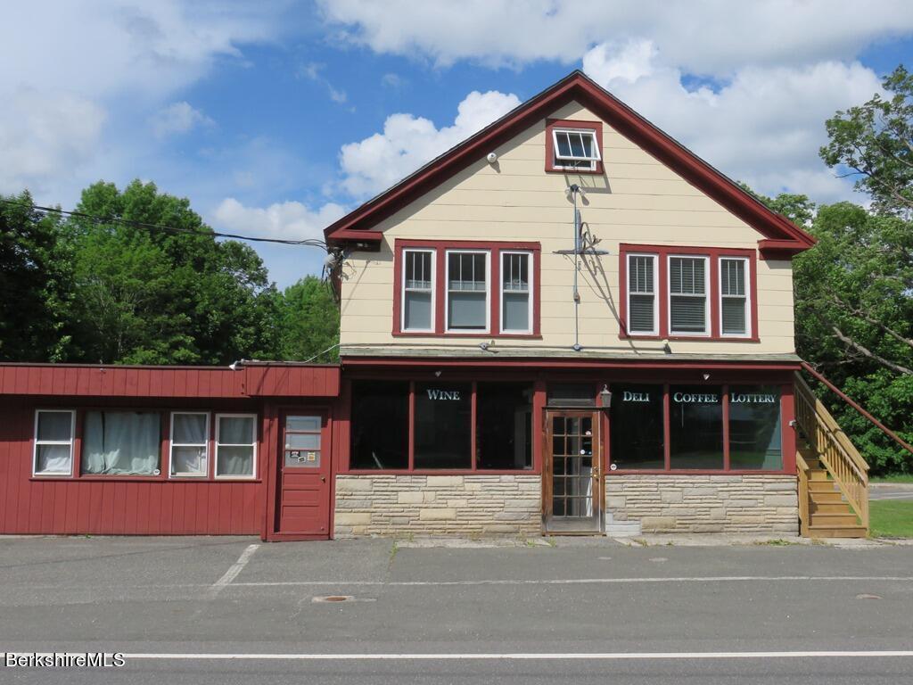 Primary Photo - 30 Washington St