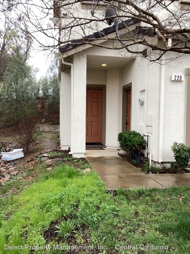 Building Photo - 3 br, 2.5 bath House - 220 Bridle Point Cir