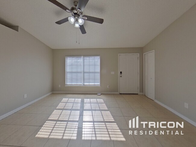 Foto del edificio - 3283 Croton Avenue Deltona FL