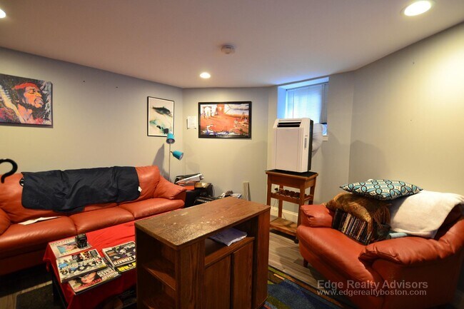 Building Photo - 7 Lothian Rd