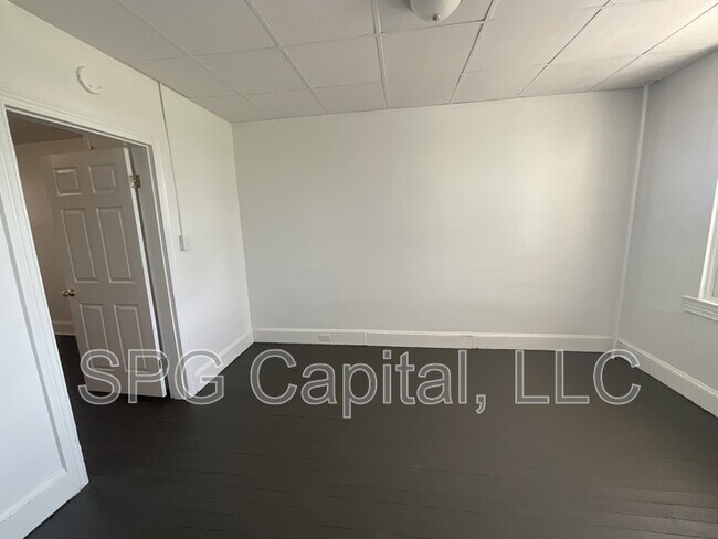 Foto del edificio - 927 Hay St