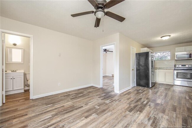 Foto del edificio - 4305 Rosehill Rd