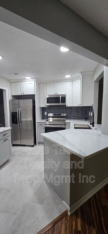 Foto del edificio - 6039 Gray Gate Ln