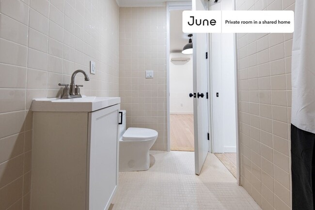 Foto del edificio - Room in Shared 4 bed/2 bath home