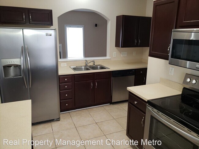 Building Photo - 3 br, 2.5 bath House - 13526 Glencreek Lane