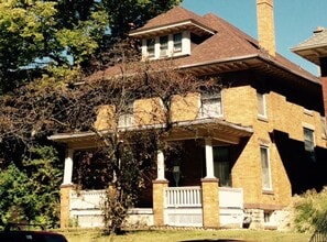 Building Photo - 208 Frambes Ave
