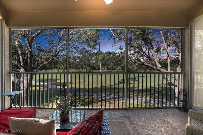 Foto del edificio - 3435 Laurelgreens Ln S