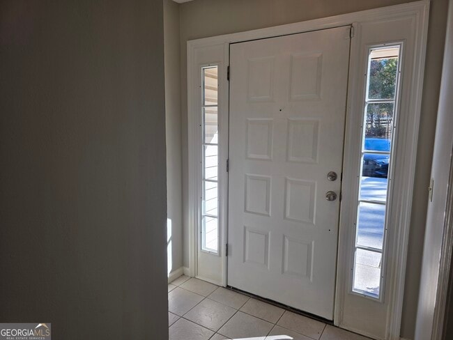 Building Photo - 102 Towne Pk Dr