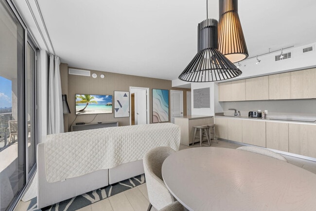 Foto del edificio - 4010 S Ocean Dr