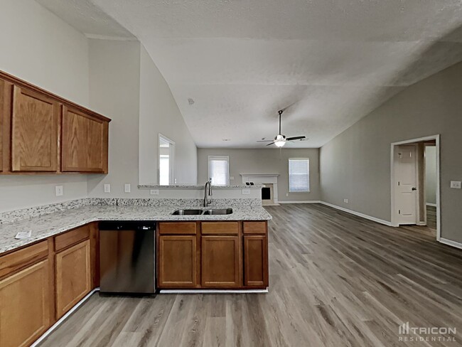 Building Photo - 767 Autumn Ridge Lane Columbia TN
