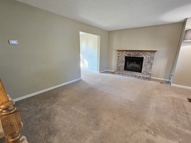 Foto del edificio - 8707 Ash Bourne Dr