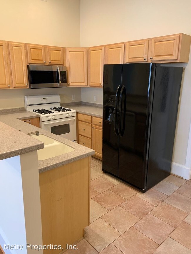 Building Photo - 18 S Harrison St