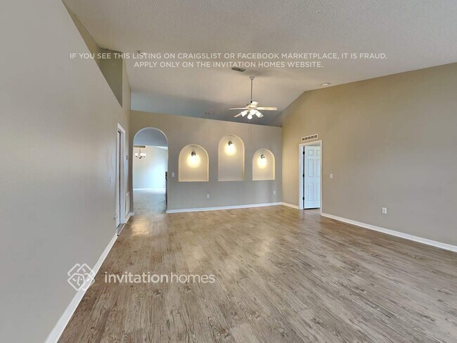 Foto del edificio - 5882 Windridge Dr