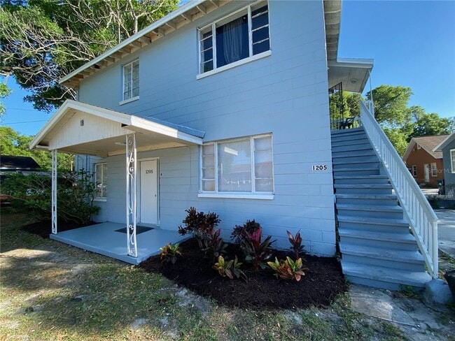 Building Photo - 1205 E 29th Ave