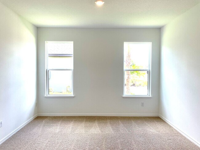 Building Photo - 5648 Blue Reef Pl