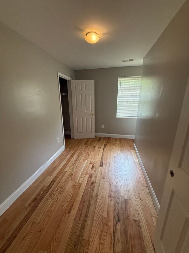 Foto principal - 253 Newcomb St SE