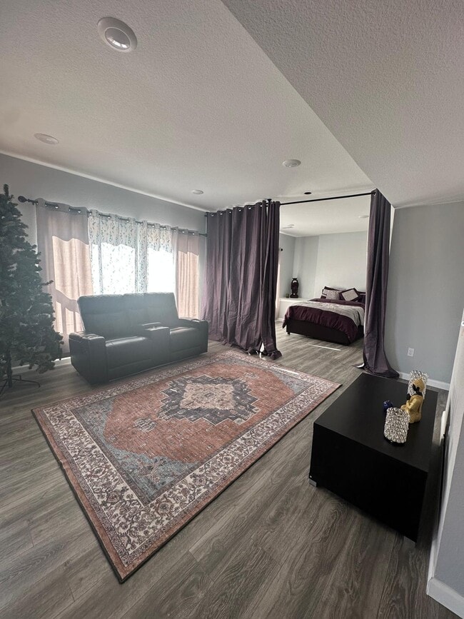 Building Photo - 148 Cortona Pl