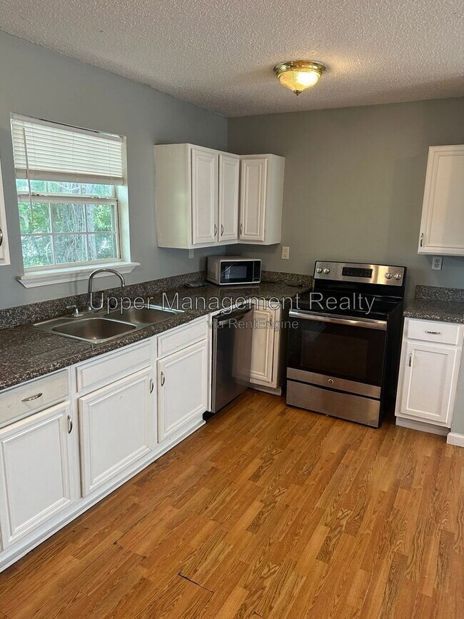 Foto del edificio - 8722 Hickory St