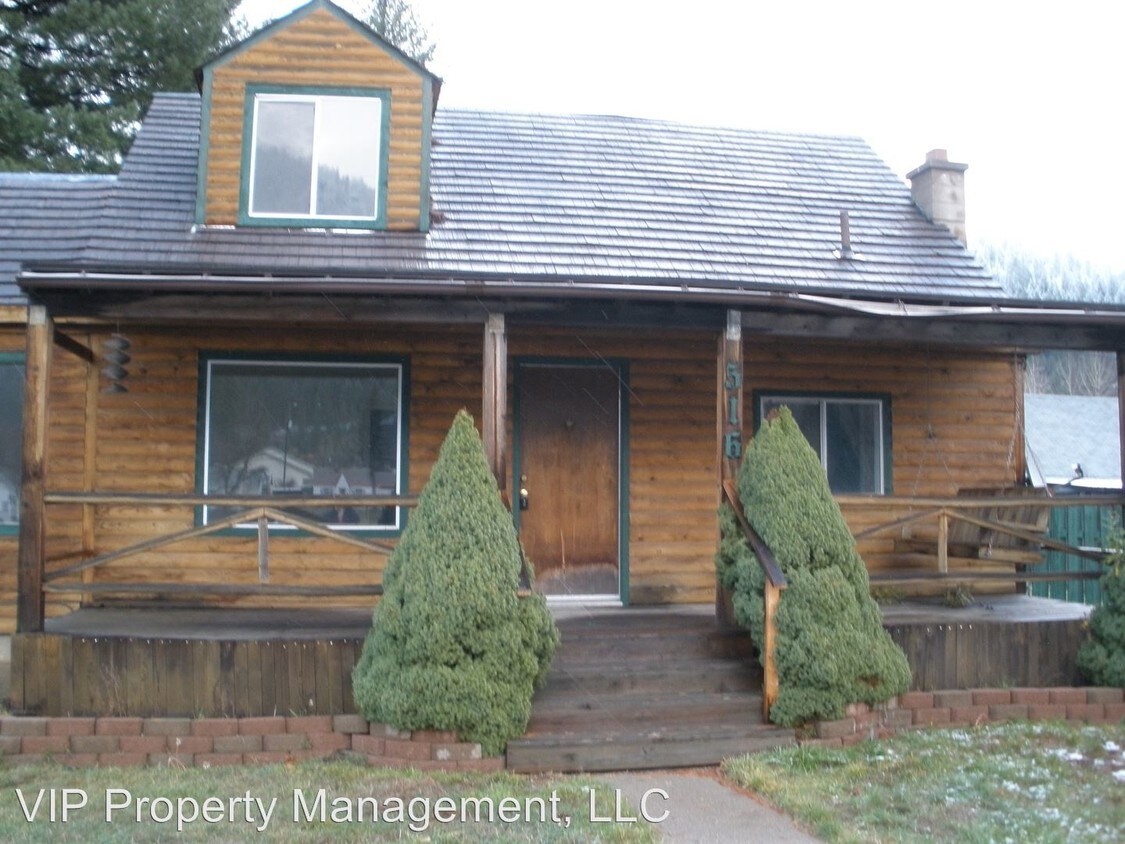 Primary Photo - 3 br, 1 bath House - 516 E Walnut