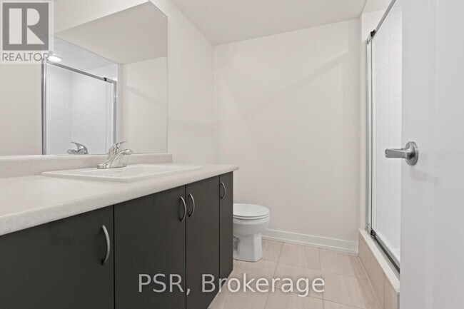 Building Photo - 2600 Castlegate Crossing