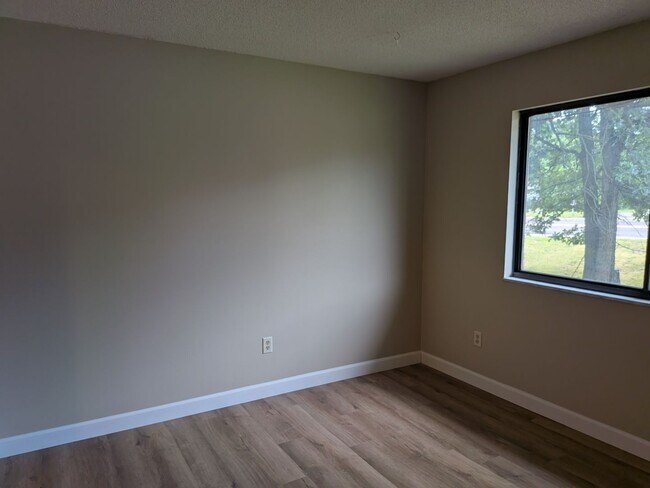 Foto del edificio - 3229 Cassidy Rd