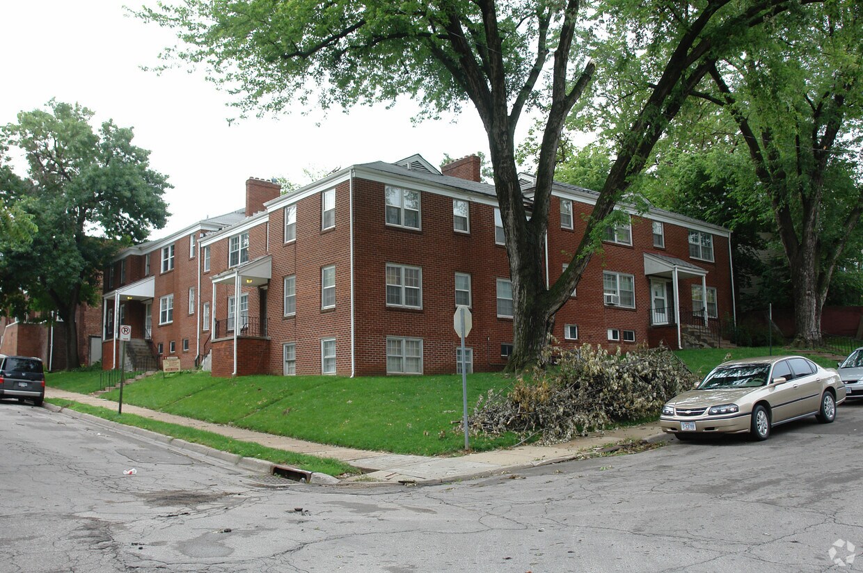 Primary Photo - 3167 Jackson St