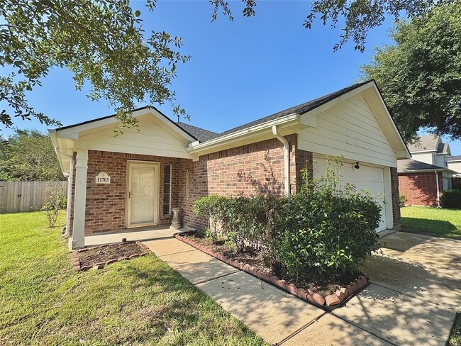 Building Photo - 11703 Elizabeth Ct