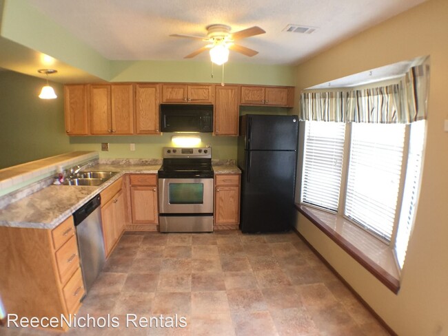 Foto del edificio - 729 SW Liggett Rd
