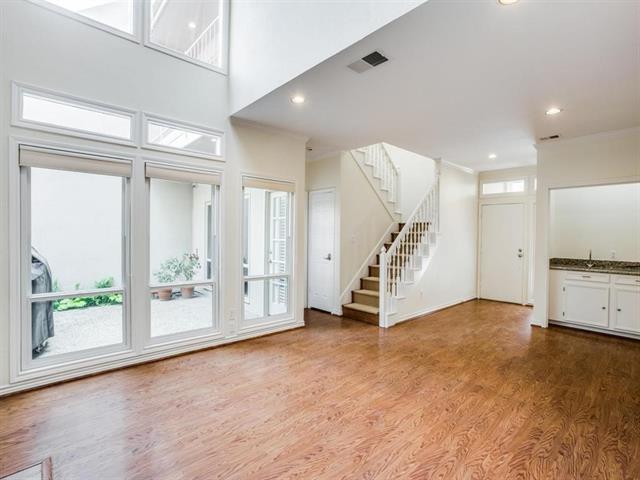 Foto del edificio - 4520 Glenwick Ln