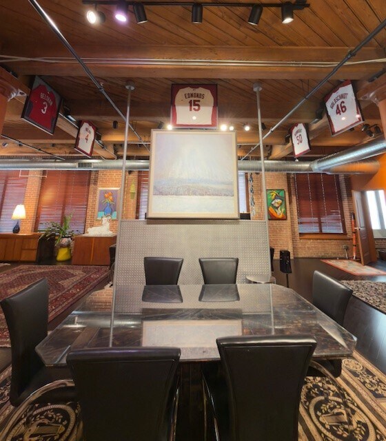 Foto del edificio - 1101 Lucas Ave