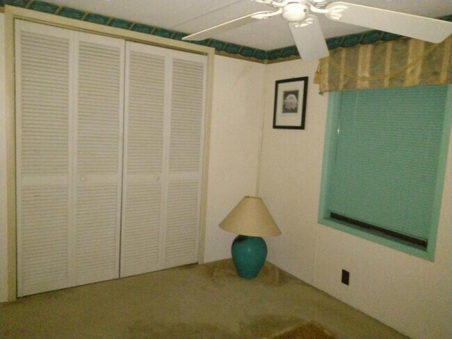 Foto del edificio - 26826 Tamm Lane #5