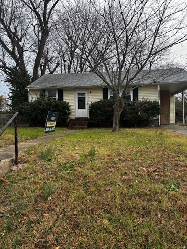 3 bedroom Montclair Road - 3 bedroom Montclair Road